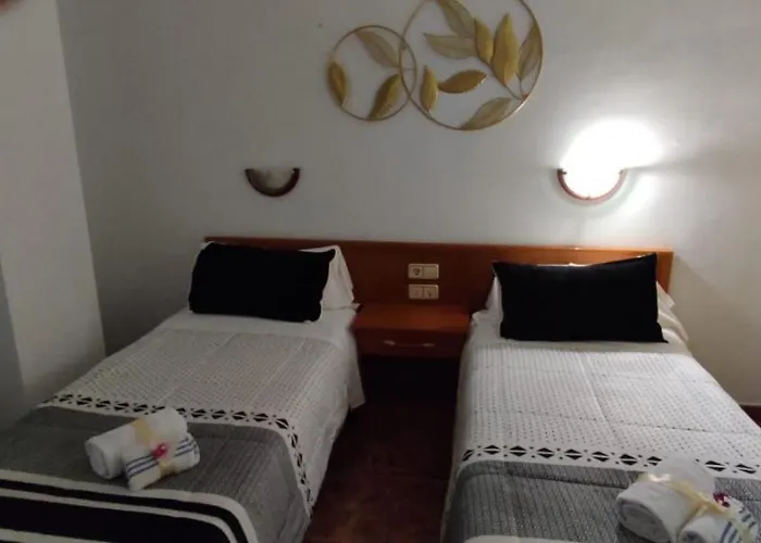 Szálloda El Pozo De La Nieve 2*