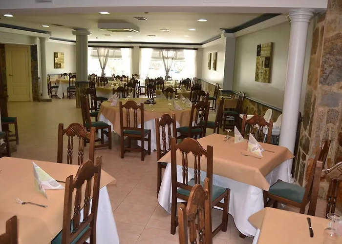 El Pozo De La Nieve Hotel 2*